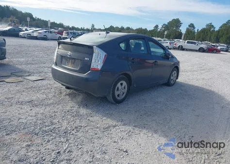 2011 Toyota Prius Two z USA, uszkodzony, nr VIN JTDKN3DU1B1354972